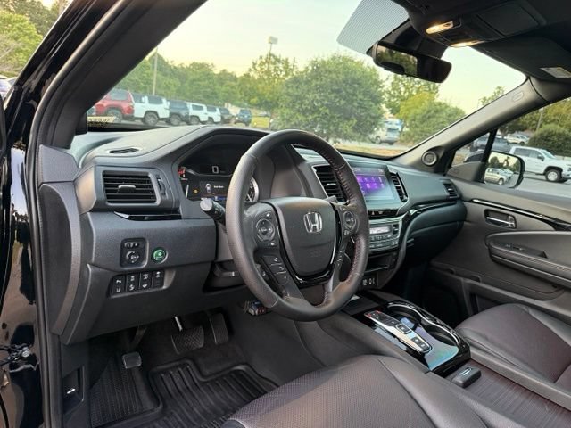 Used 2023 Honda Ridgeline Black Edition image 16