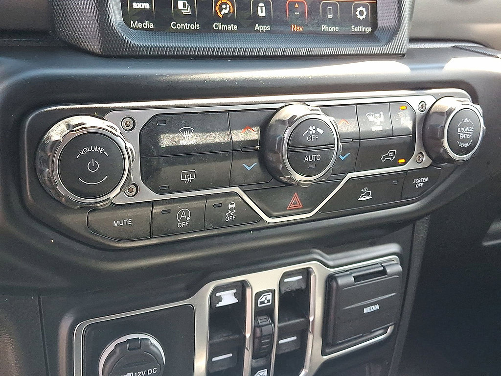 Used 2021 Jeep Gladiator Sport AWD/4WD image 25