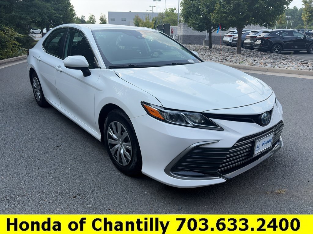 Used 2022 Toyota Camry LE FWD image 1