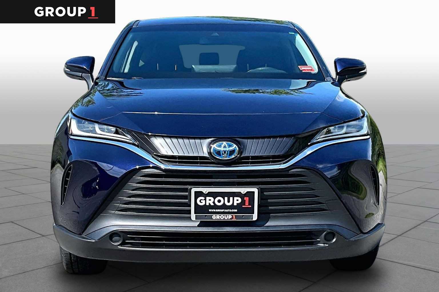 Used 2023 Toyota Venza LE AWD/4WD image 4