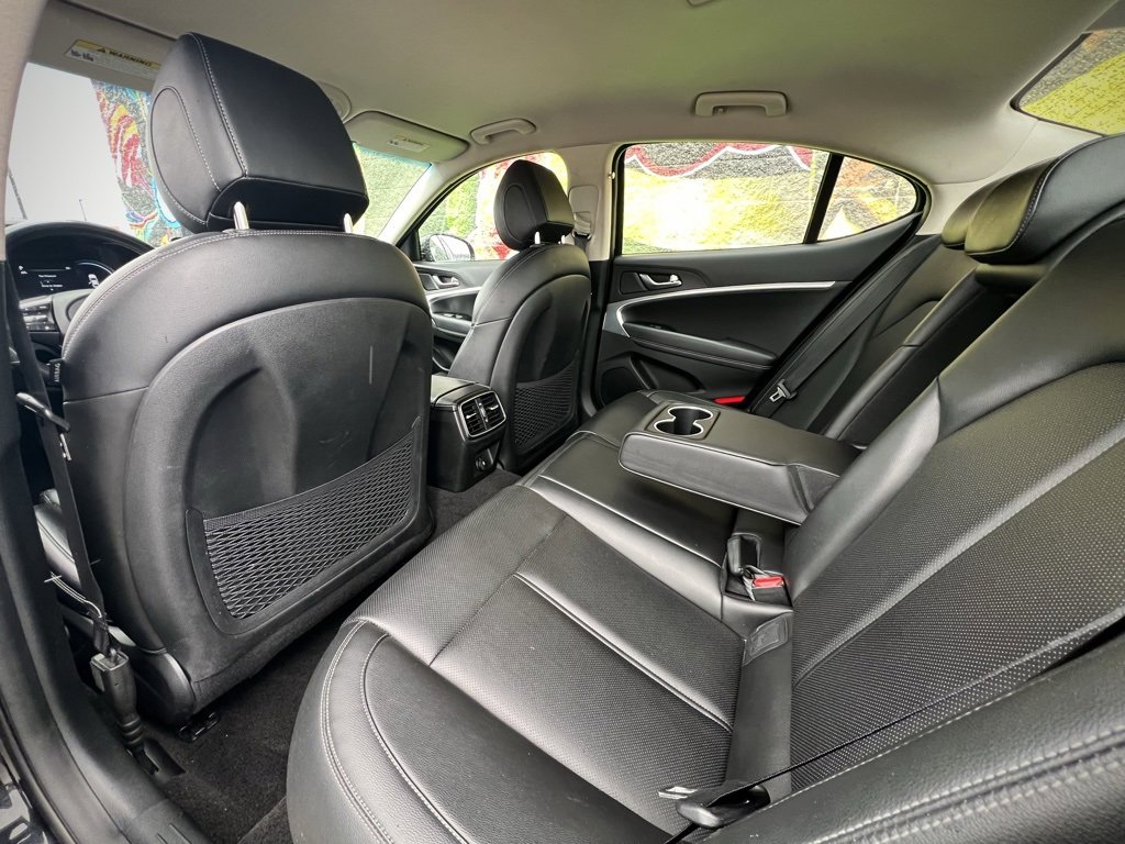 Used 2022 Genesis G70 2.0T image 16