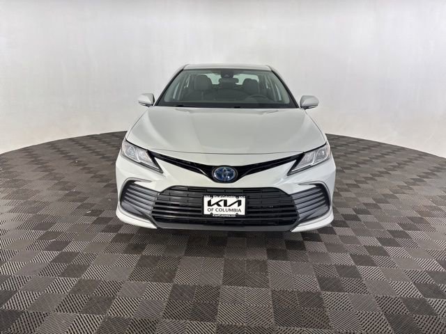 Used 2023 Toyota Camry LE image 3