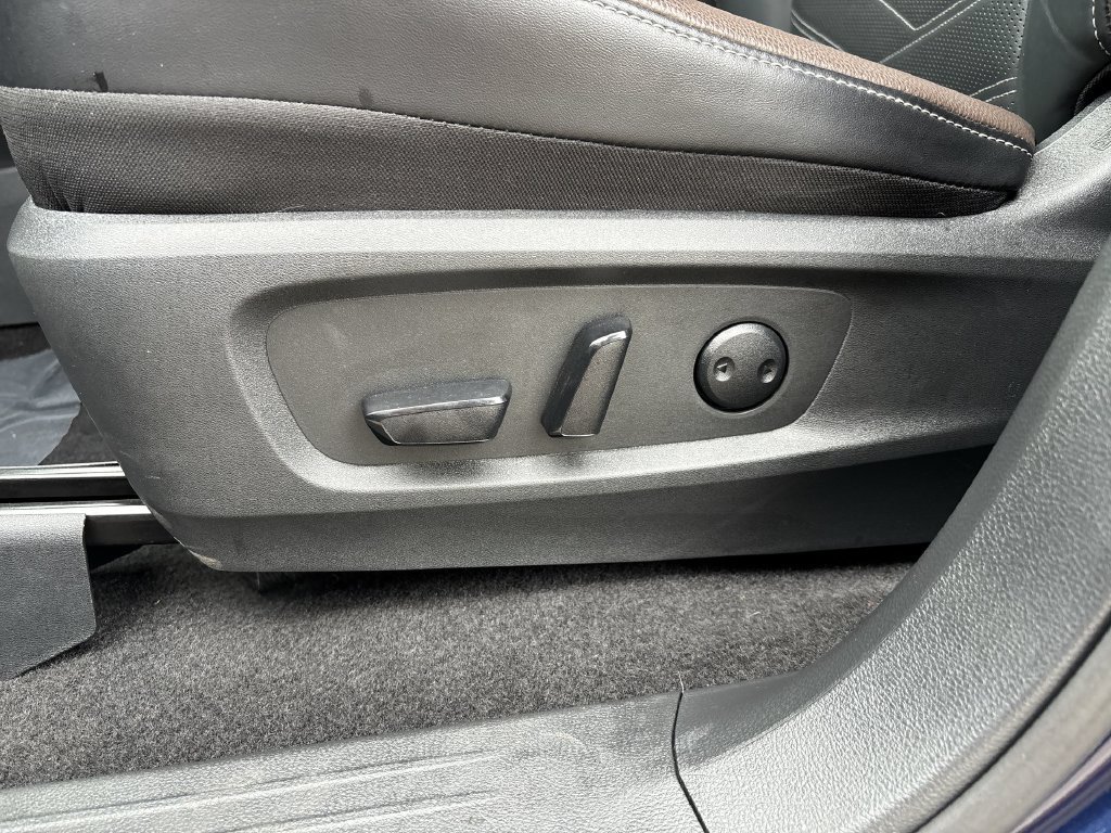 Certified 2024 Nissan Pathfinder Platinum AWD/4WD image 27