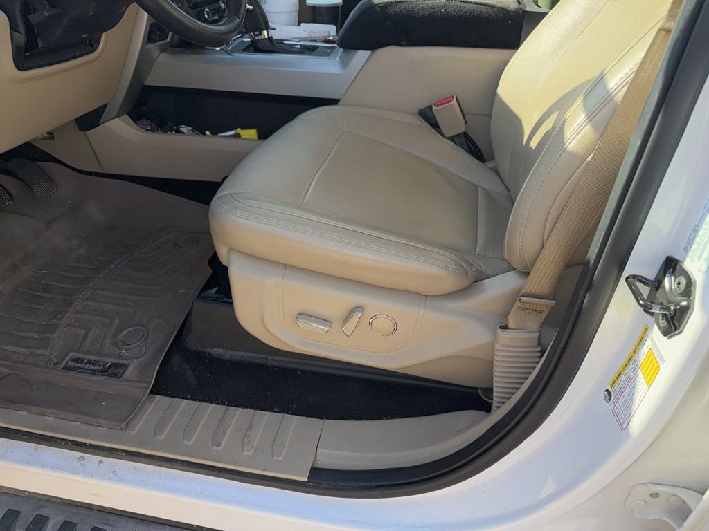 Used 2016 Ford F150 Lariat AWD/4WD image 11