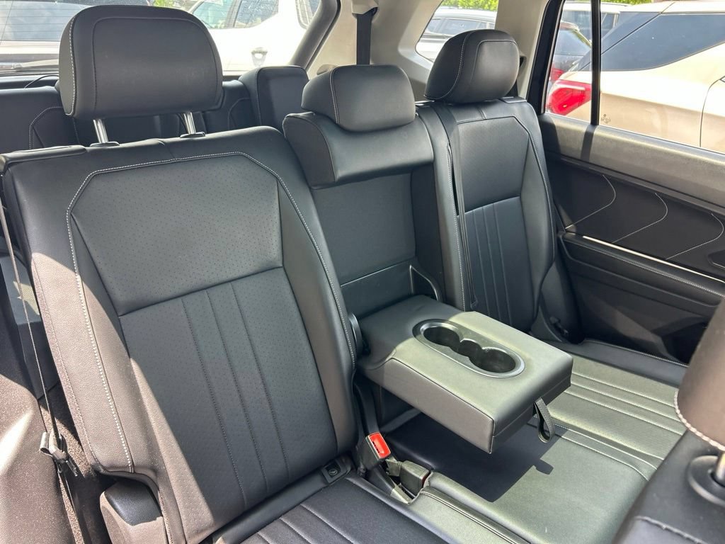Used 2022 Volkswagen Tiguan SE FWD image 49
