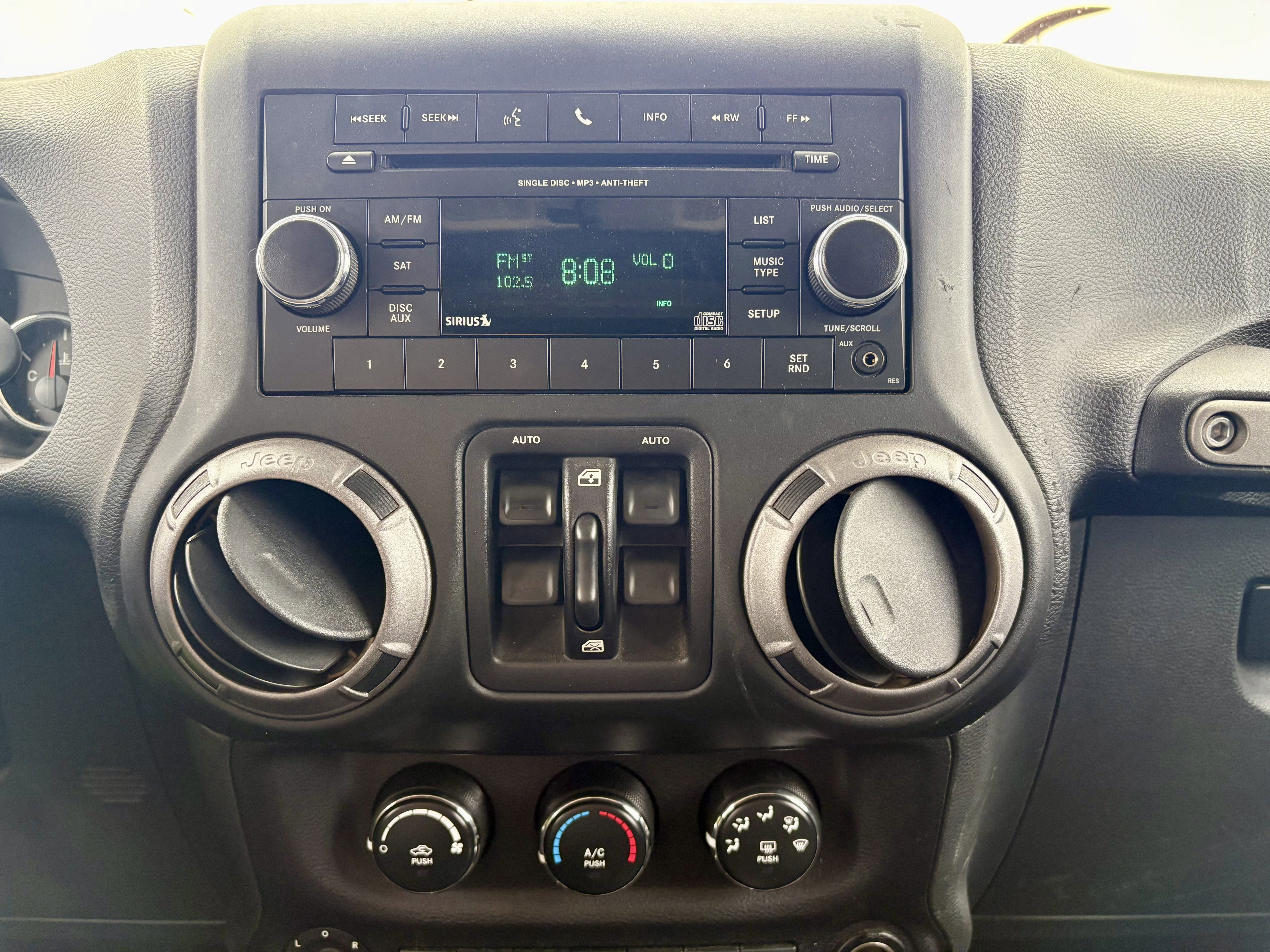 Used 2016 Jeep Wrangler Unlimited Sport w/ Quick Order Package 24S image 17