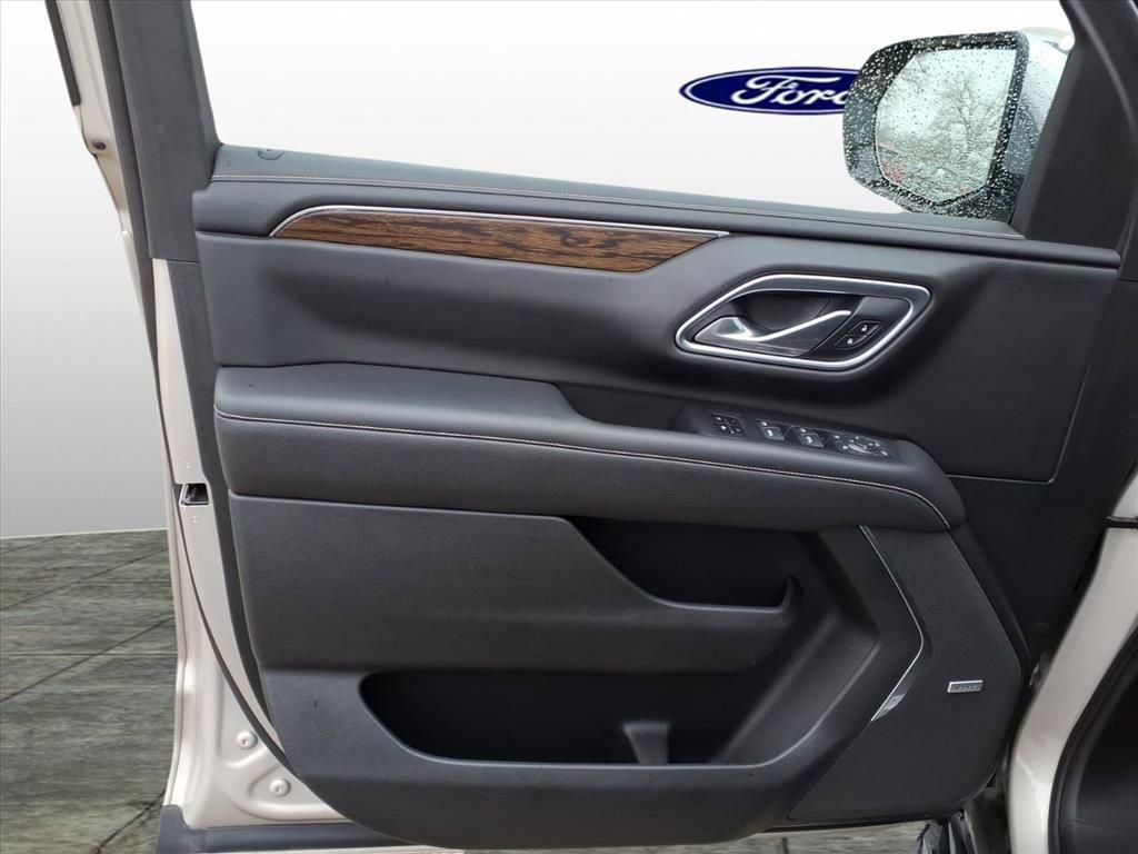Used 2021 Chevrolet Tahoe Premier AWD/4WD image 11