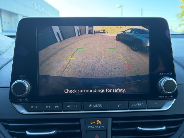 Used 2024 Nissan Altima 2.5 SV FWD image 30