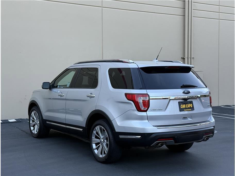 Used 2019 Ford Explorer Limited w/ Class III Trailer Tow Package image 6