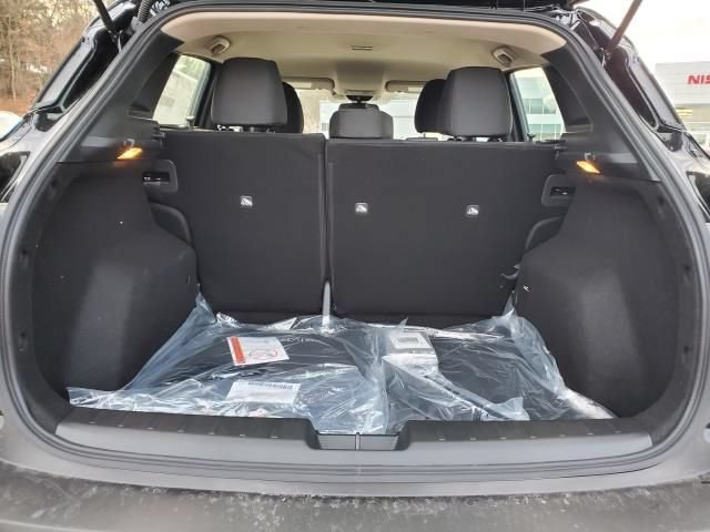 Used 2026 Nissan Kicks S FWD image 16