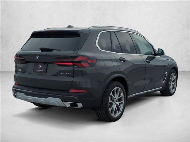 New 2026 BMW X5 xDrive50e w/ Executive Package AWD/4WD image 2