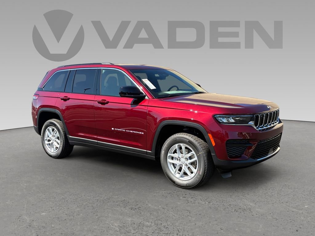 New 2026 Jeep Grand Cherokee Laredo AWD/4WD image 1