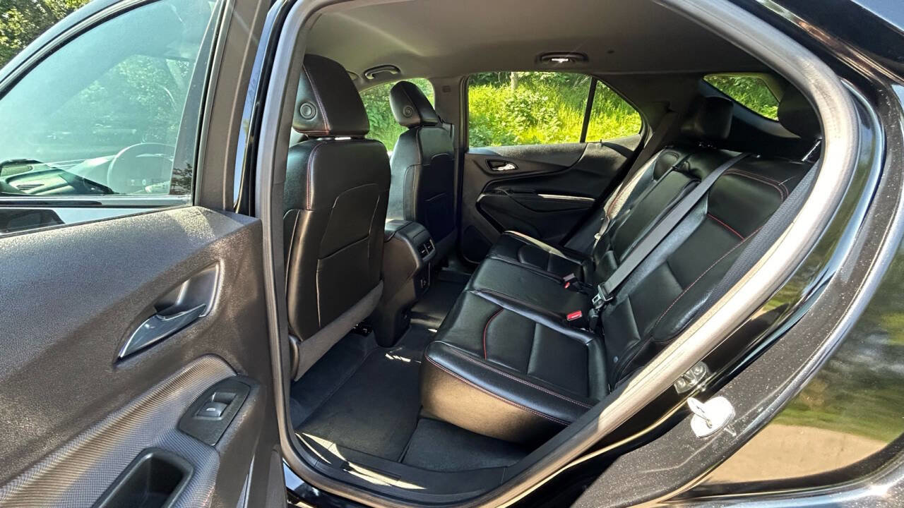 Used 2024 Chevrolet Equinox RS w/ RS Leather Package image 9