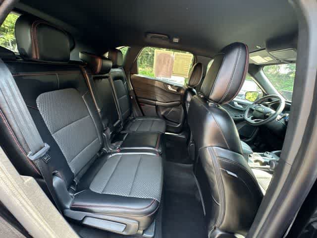 Used 2024 Ford Escape ST-Line Select w/ Tech Pack #2 AWD/4WD image 24