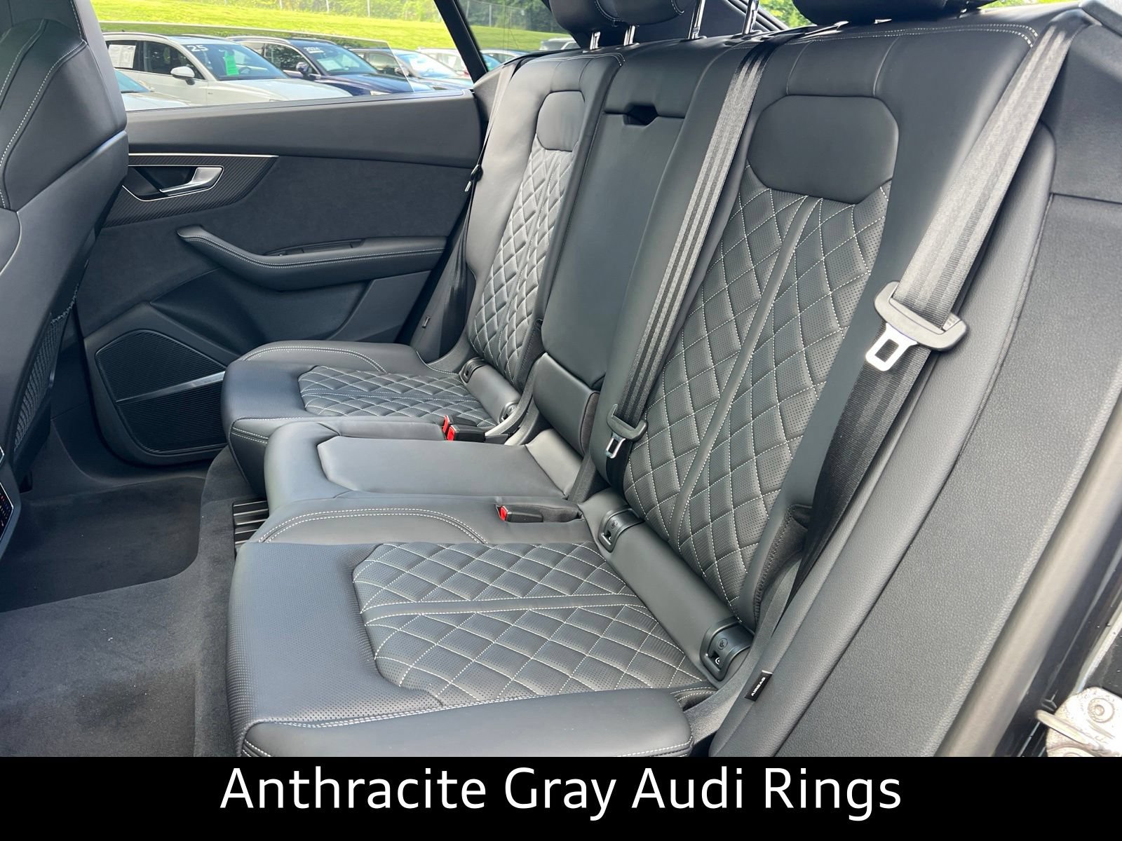 New 2026 Audi SQ8 Premium Plus AWD/4WD image 30