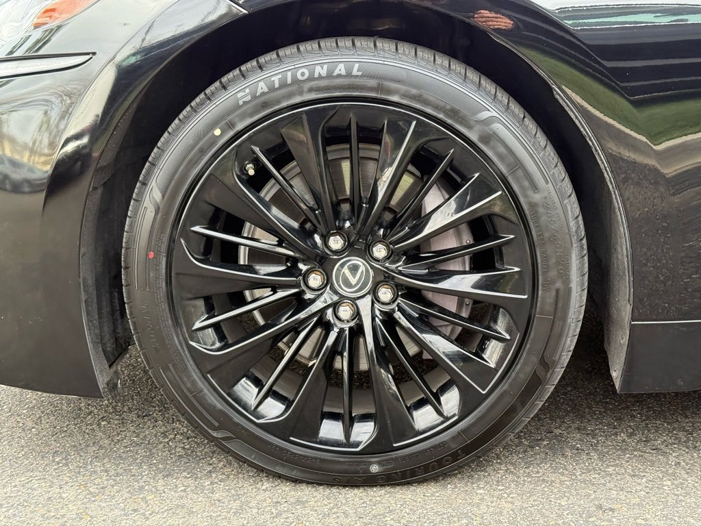 Used 2019 Lexus LS 500 AWD w/ Interior Upgrade Package image 16