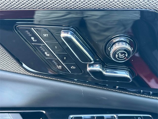 New 2025 Cadillac Optiq Sport 2 image 28