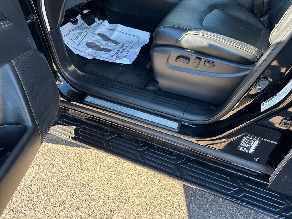 Used 2019 INFINITI QX80 Luxe image 35