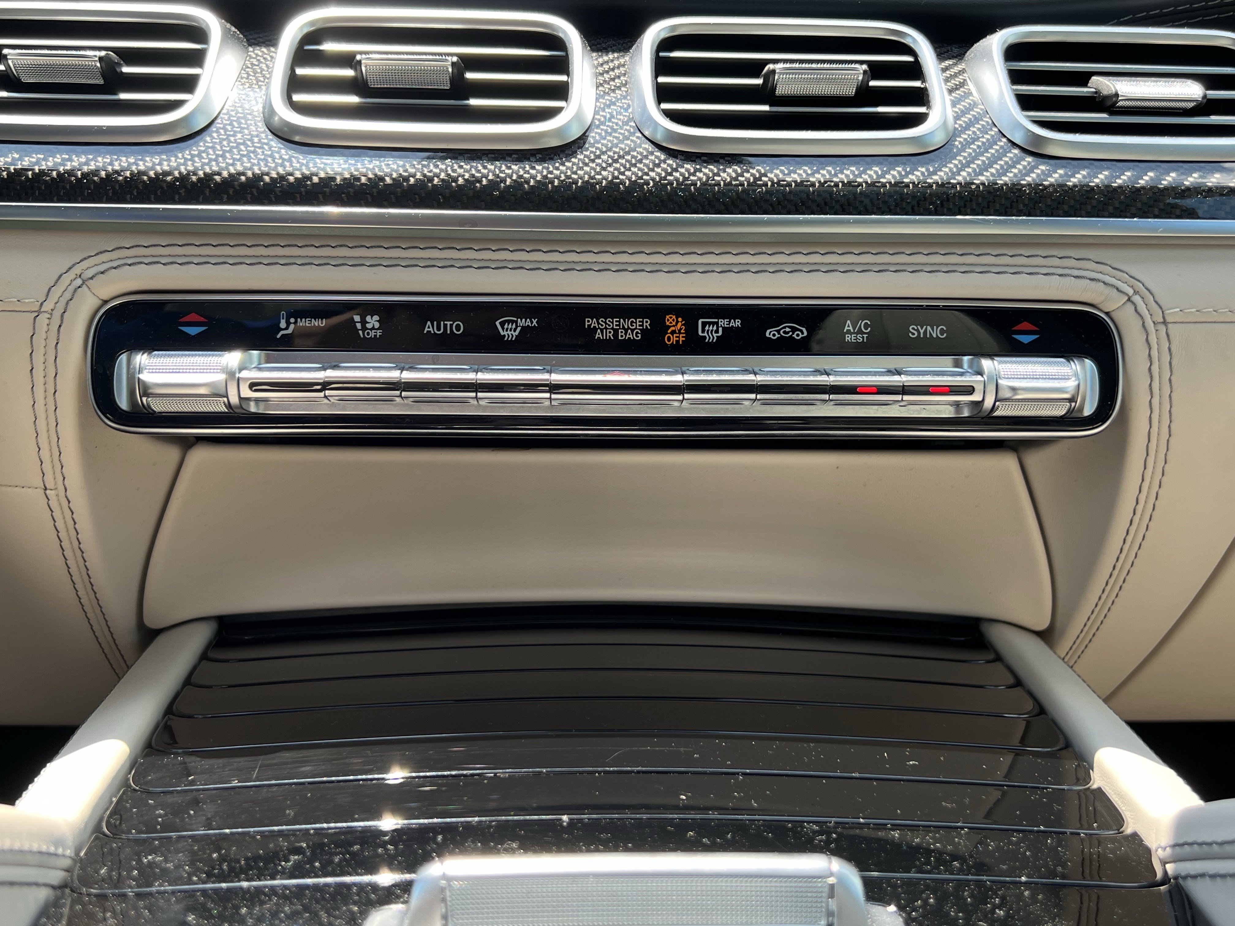 Certified 2025 Mercedes-Benz GLS 63 AMG 4MATIC image 30