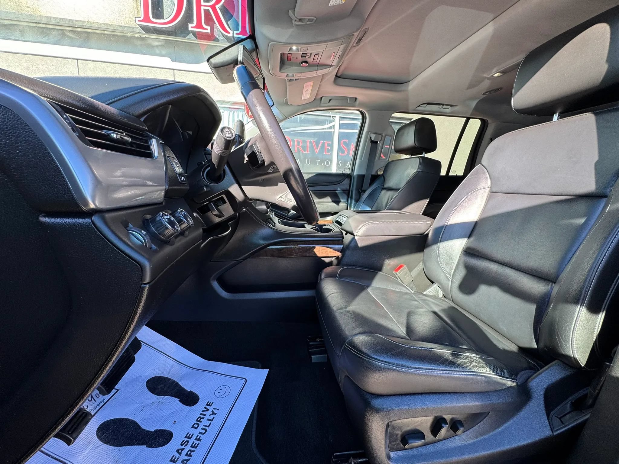 Used 2018 Chevrolet Suburban LT AWD/4WD image 7