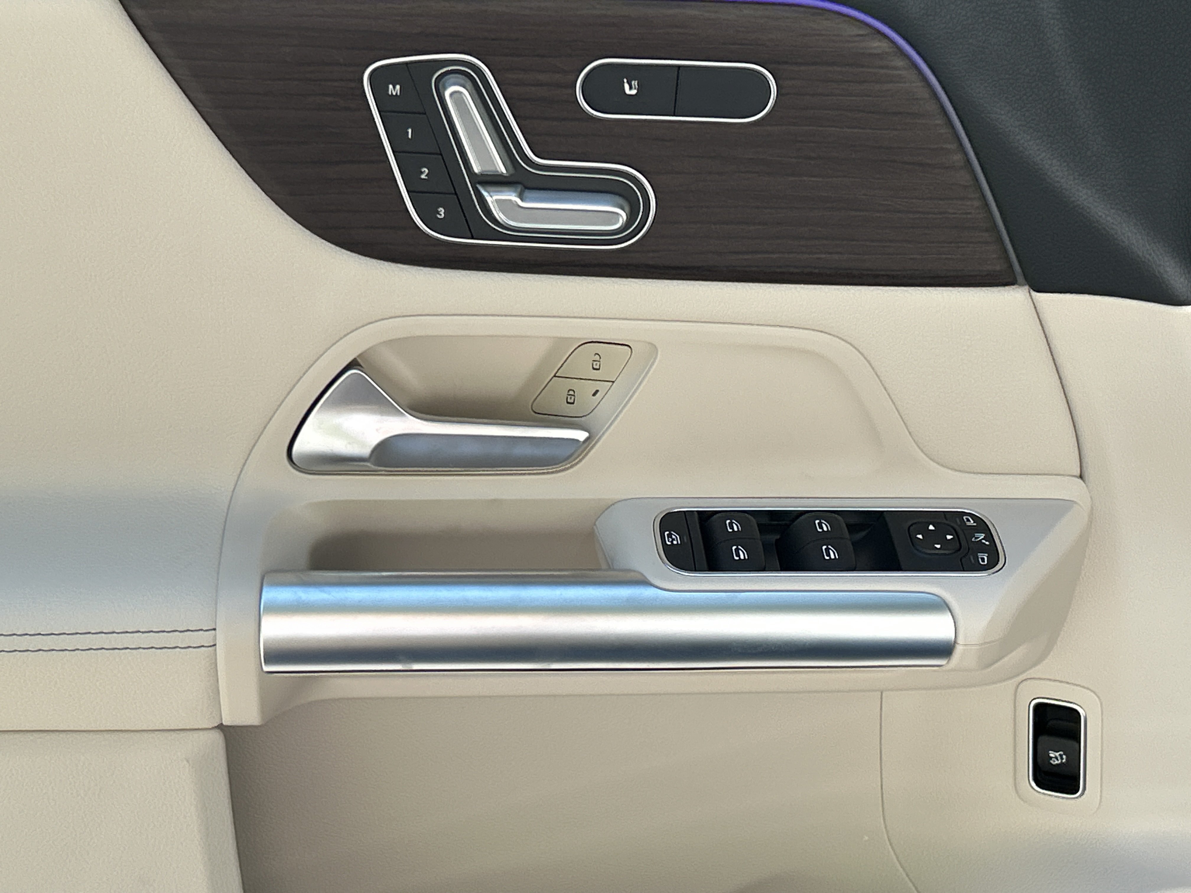 New 2026 Mercedes-Benz GLA 250 image 17