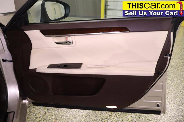 Used 2017 Lexus ES 350 w/ Navigation System Package image 33