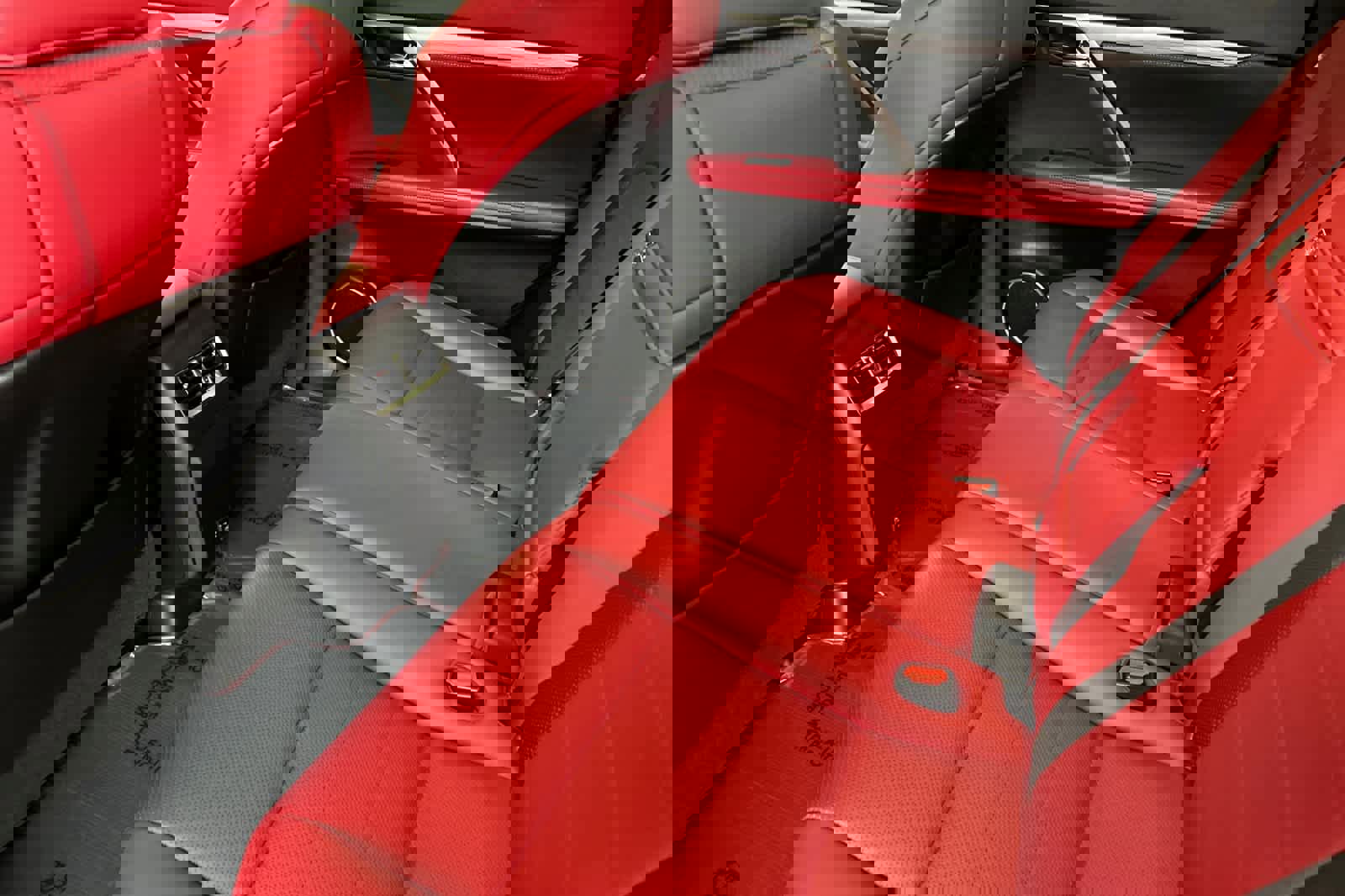 Certified 2022 Lexus RX 450h F Sport w/ Cold Area Package (CK) image 4