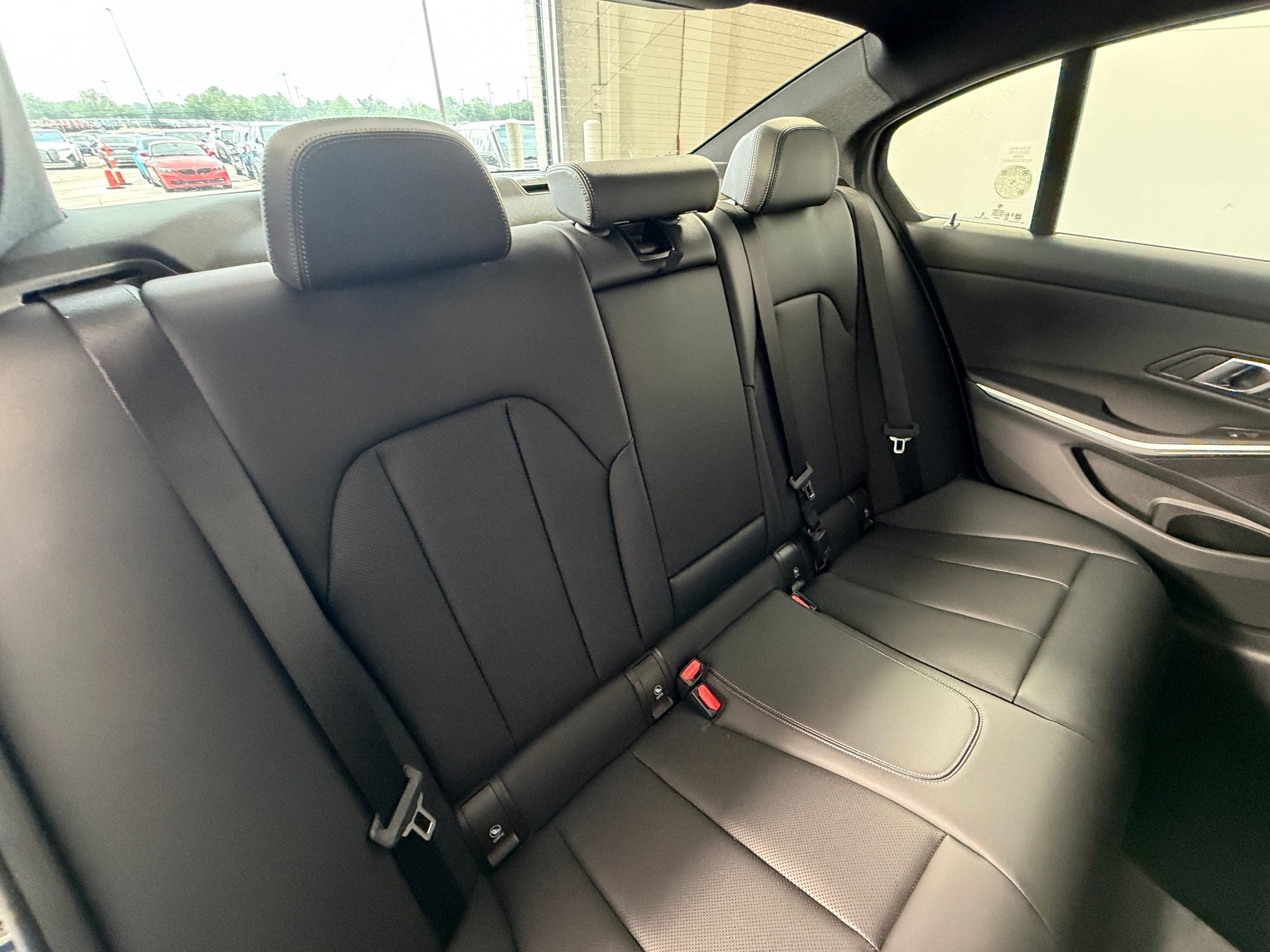 Used 2025 BMW 330i Sedan RWD image 34