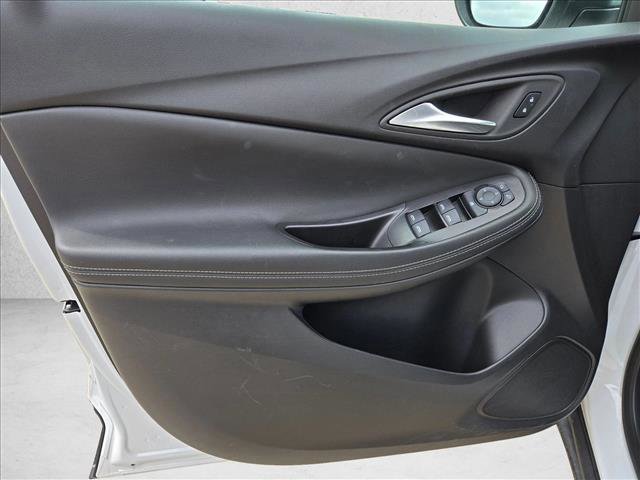 Used 2025 Buick Encore GX Preferred FWD image 11