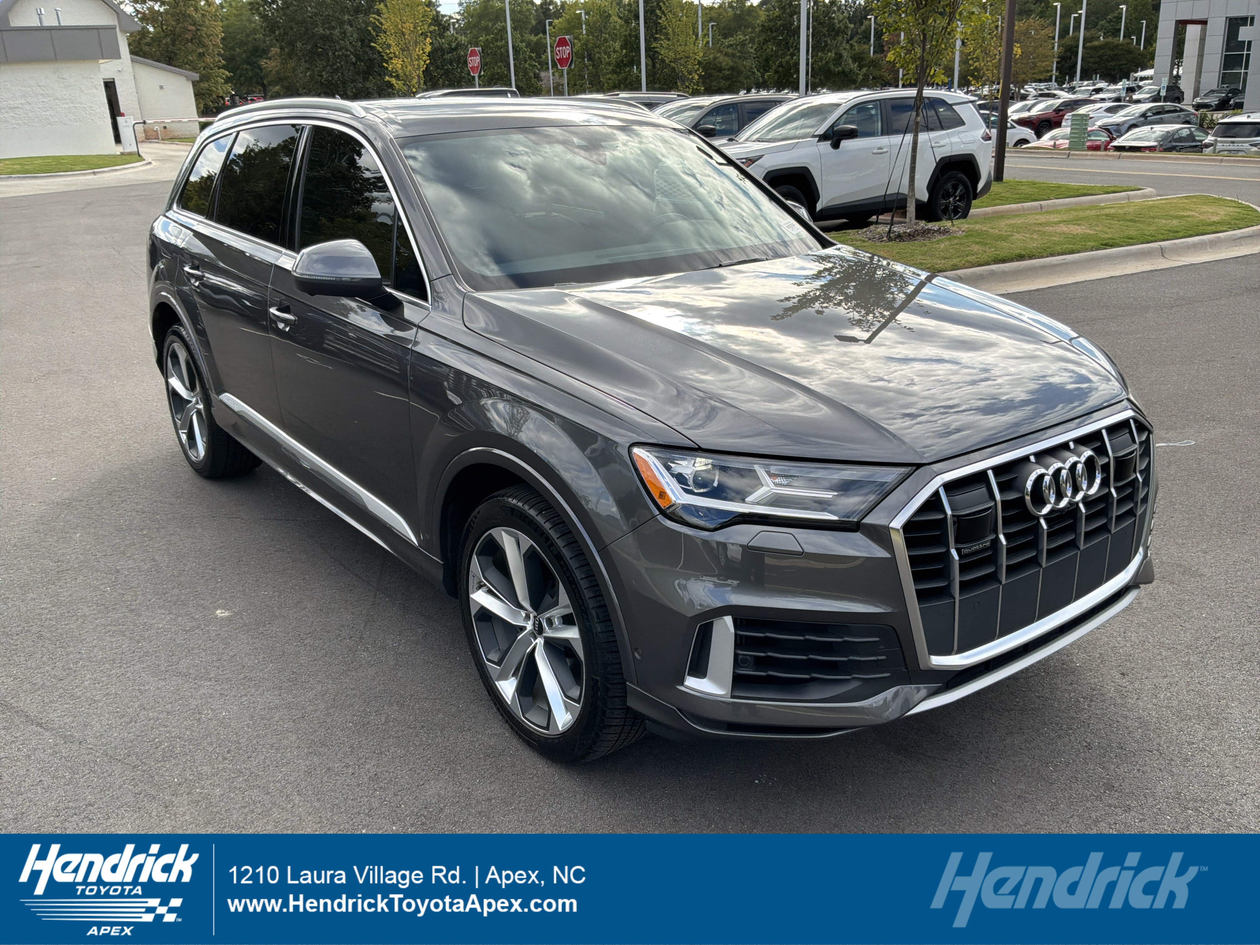 Used 2022 Audi Q7 3.0T Premium Plus w/ Premium Plus Package AWD/4WD image 1