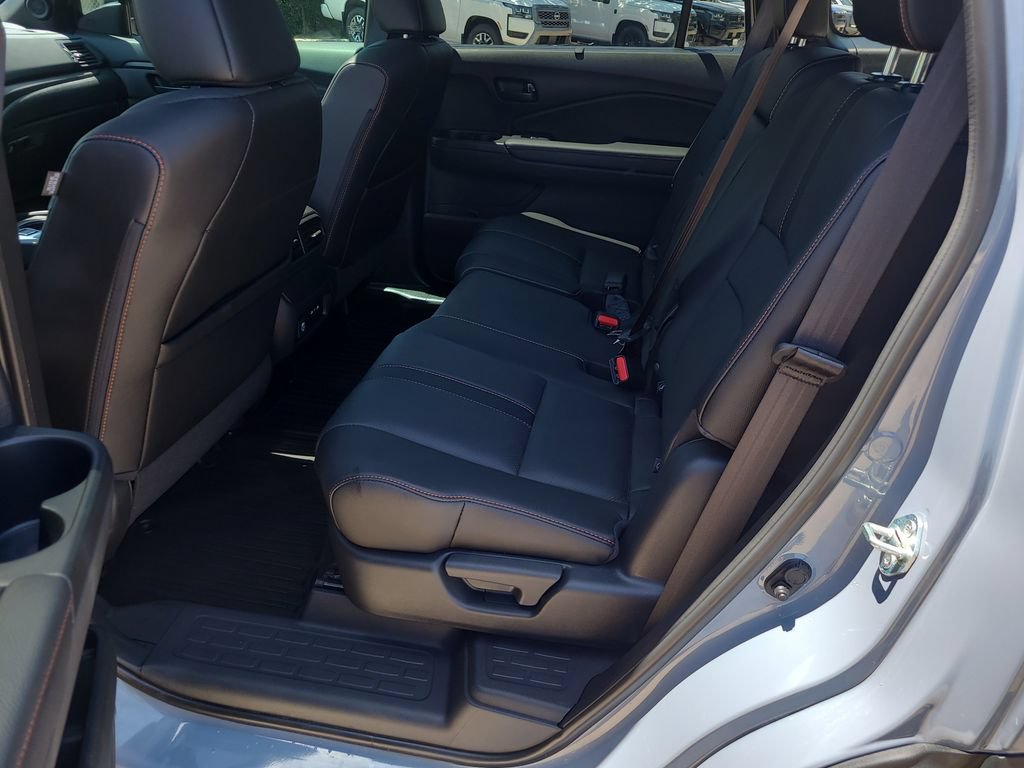 Used 2024 Honda Passport TrailSport image 9