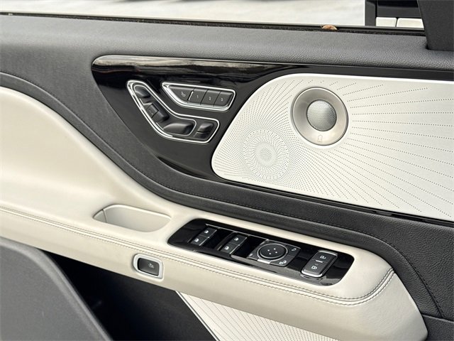 New 2026 Lincoln Aviator Reserve image 29