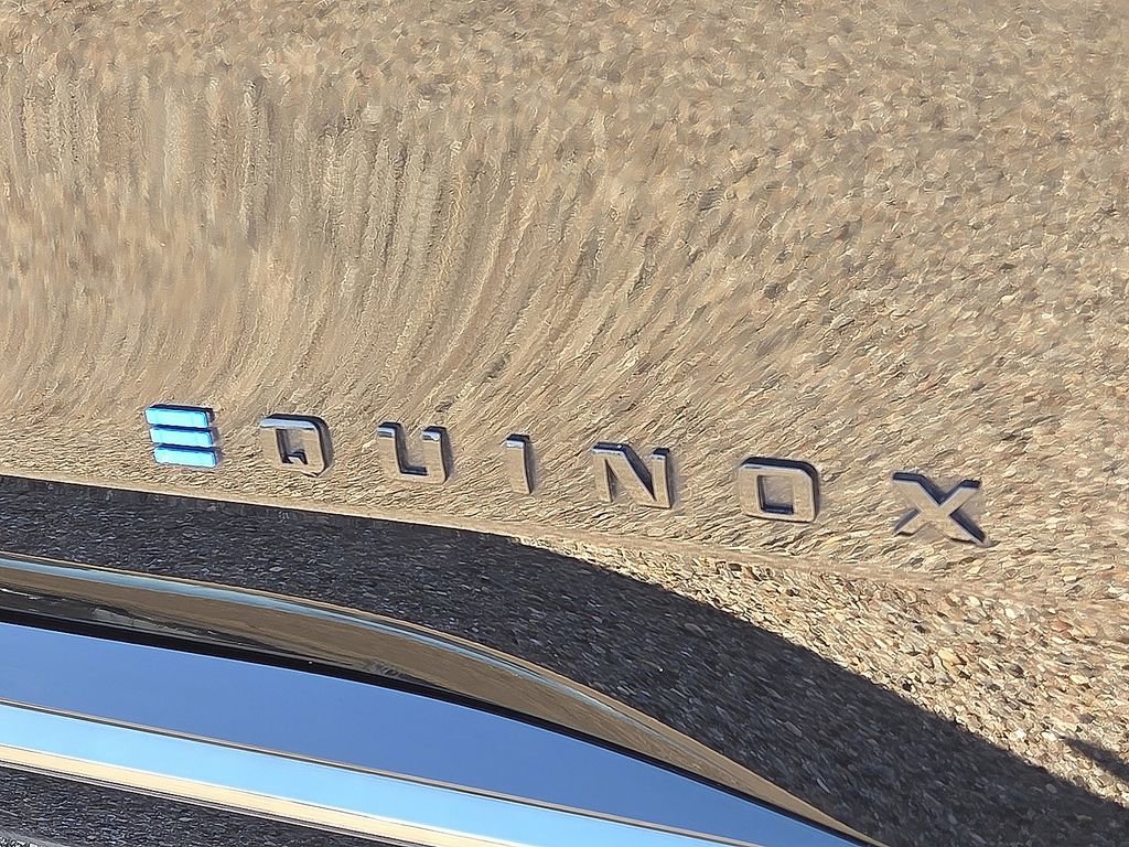 Used 2024 Chevrolet Equinox EV RS image 11
