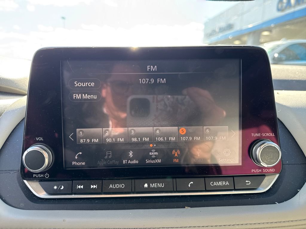 Used 2021 Nissan Rogue SV image 23