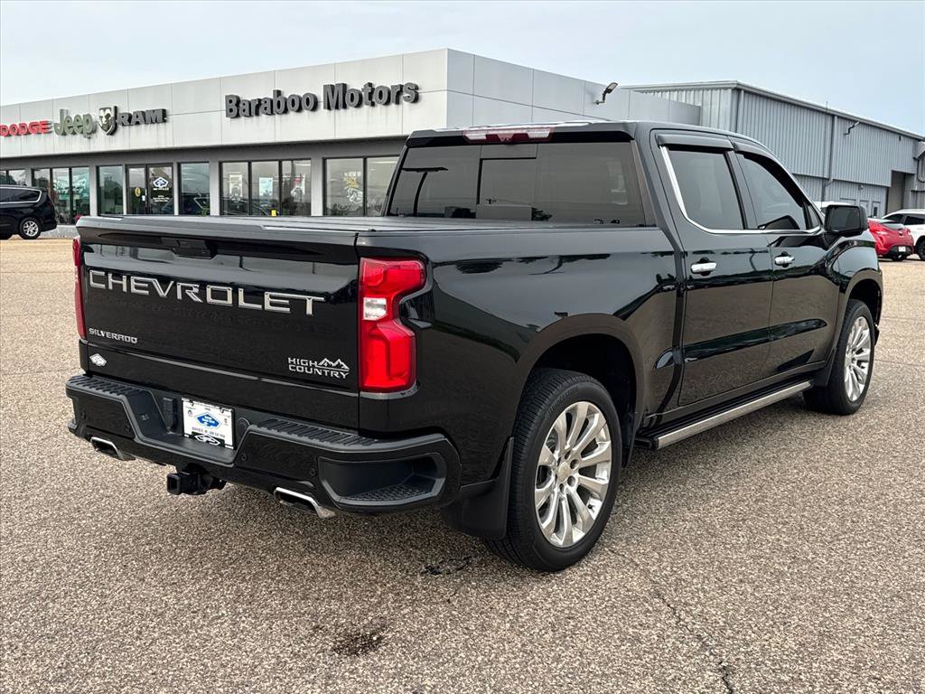Used 2021 Chevrolet Silverado 1500 High Country w/ Technology Package AWD/4WD image 4