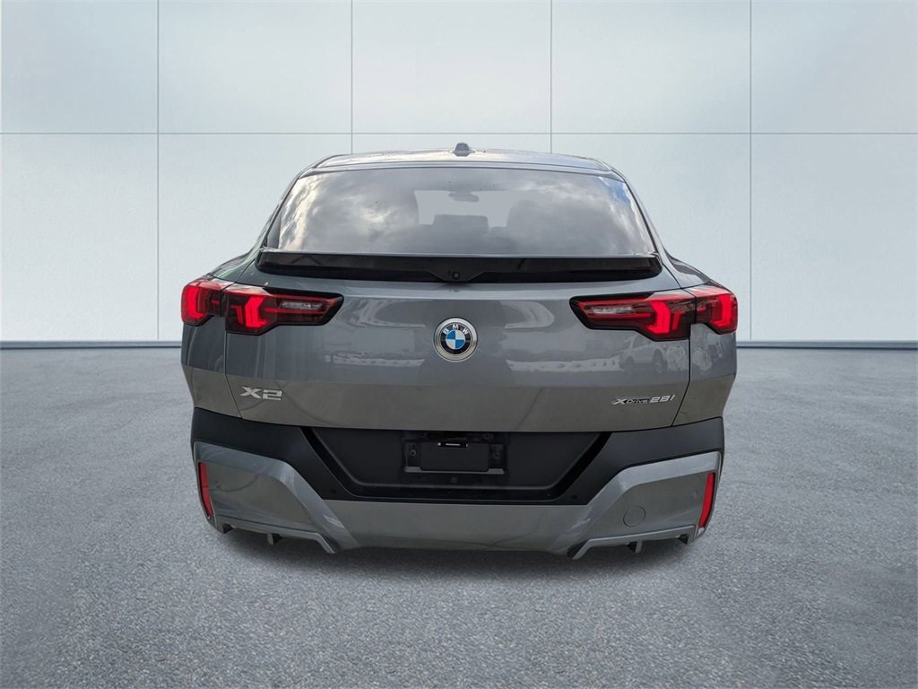 Used 2024 BMW X2 xDrive28i w/ Convenience Package image 5