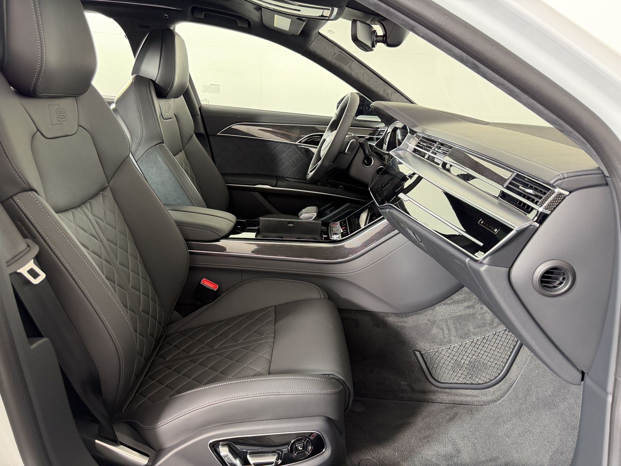 New 2027 Audi S8 AWD/4WD image 23