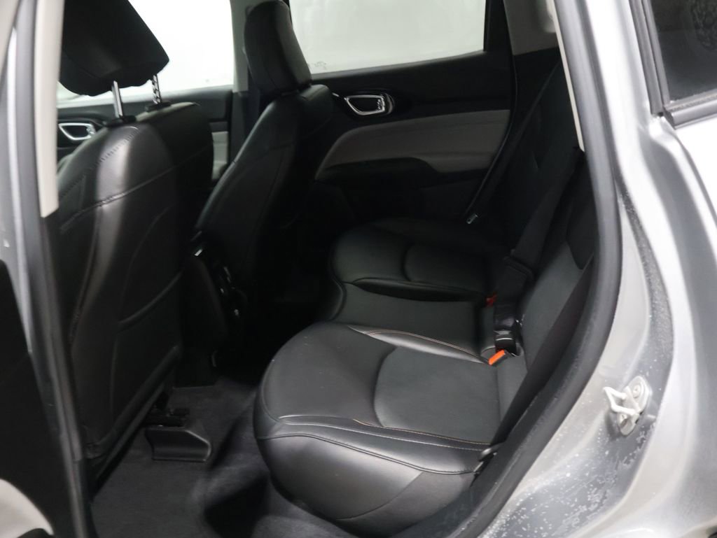 Used 2022 Jeep Compass Limited image 17