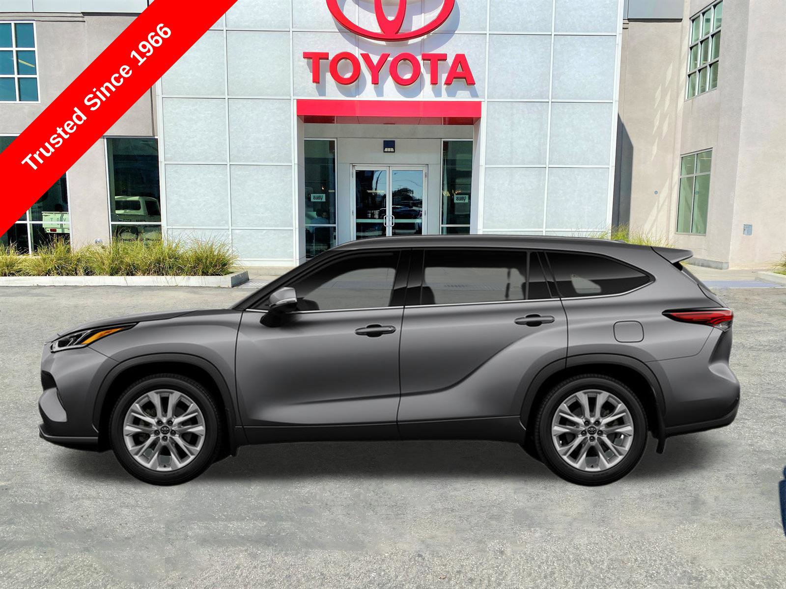 New 2026 Toyota Highlander Limited AWD/4WD image 3