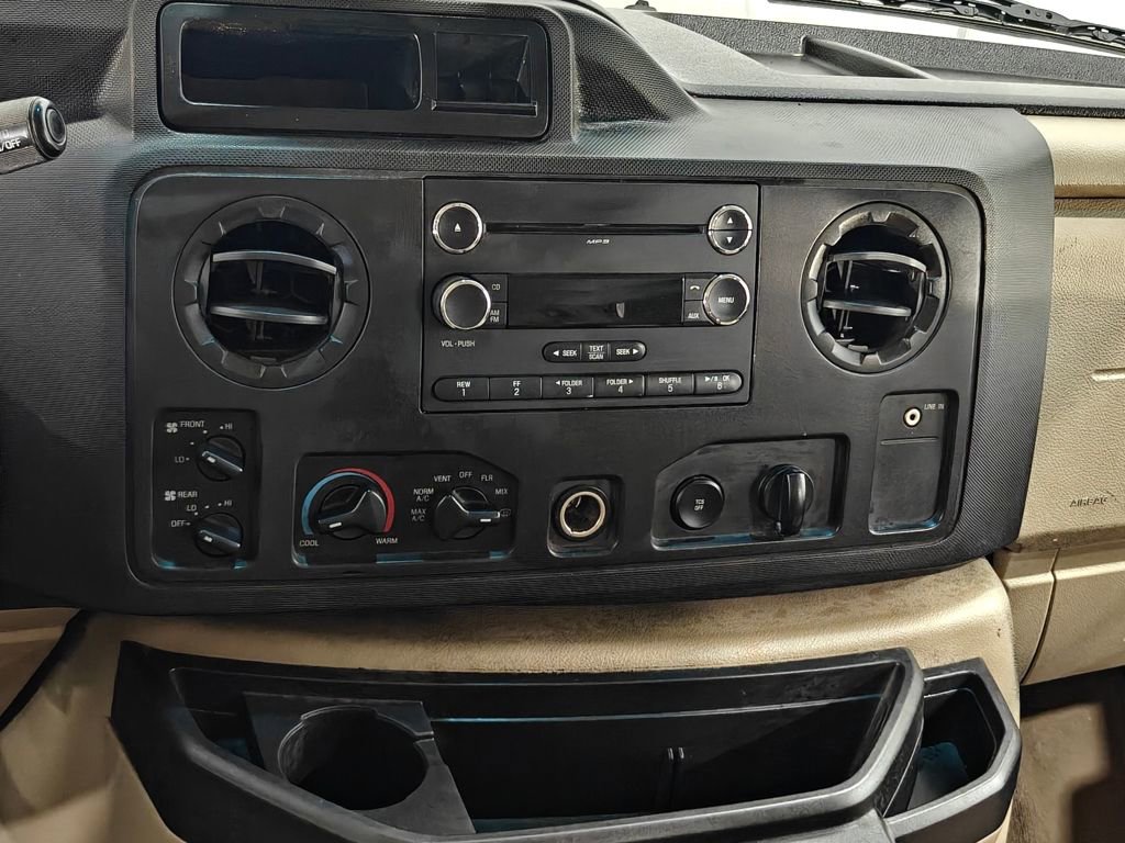 Used 2012 Ford E-350 and Econoline 350 XLT RWD image 4