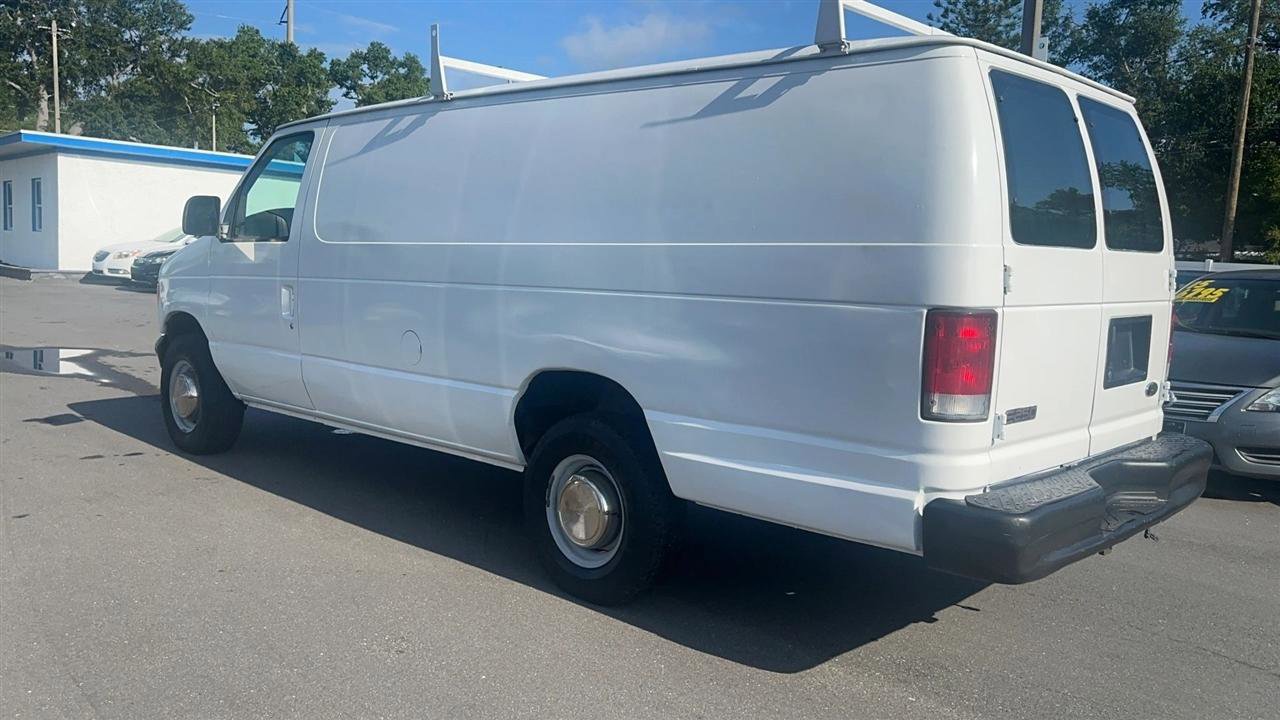Used 2001 Ford E-250 and Econoline 250 Extended RWD image 11