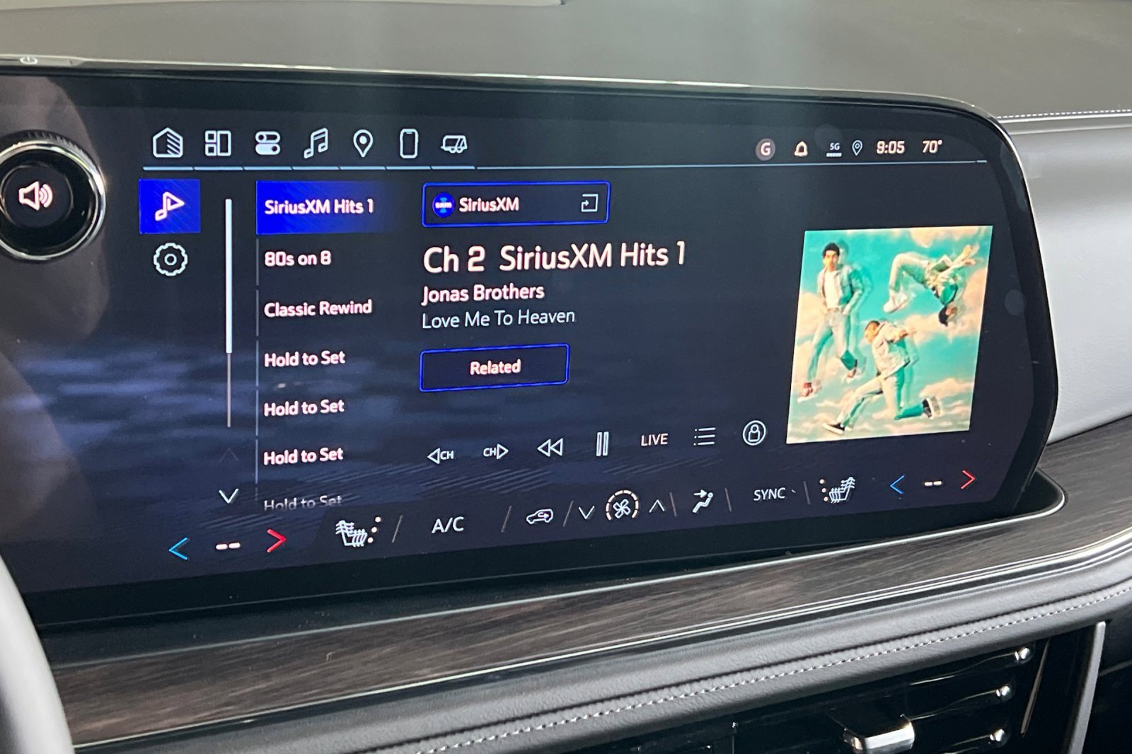New 2025 Chevrolet Tahoe LT image 19