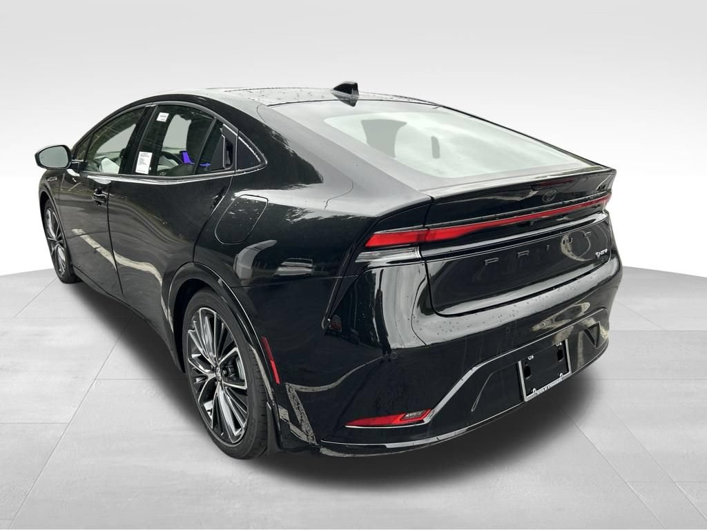 New 2027 Toyota Prius XLE AWD/4WD image 3