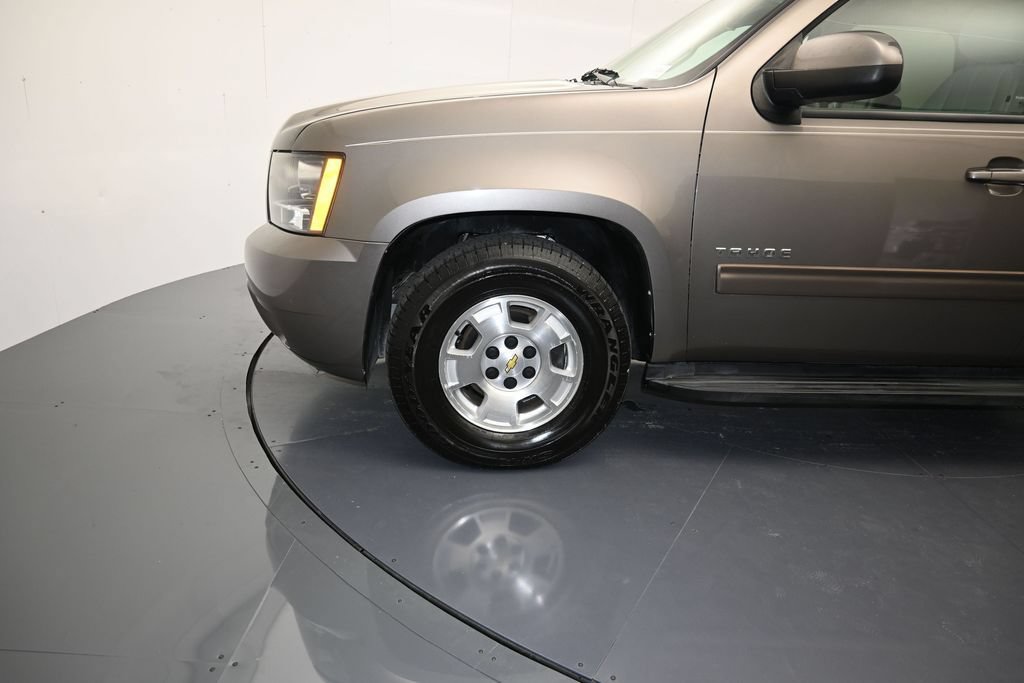 Used 2013 Chevrolet Tahoe LT RWD image 9