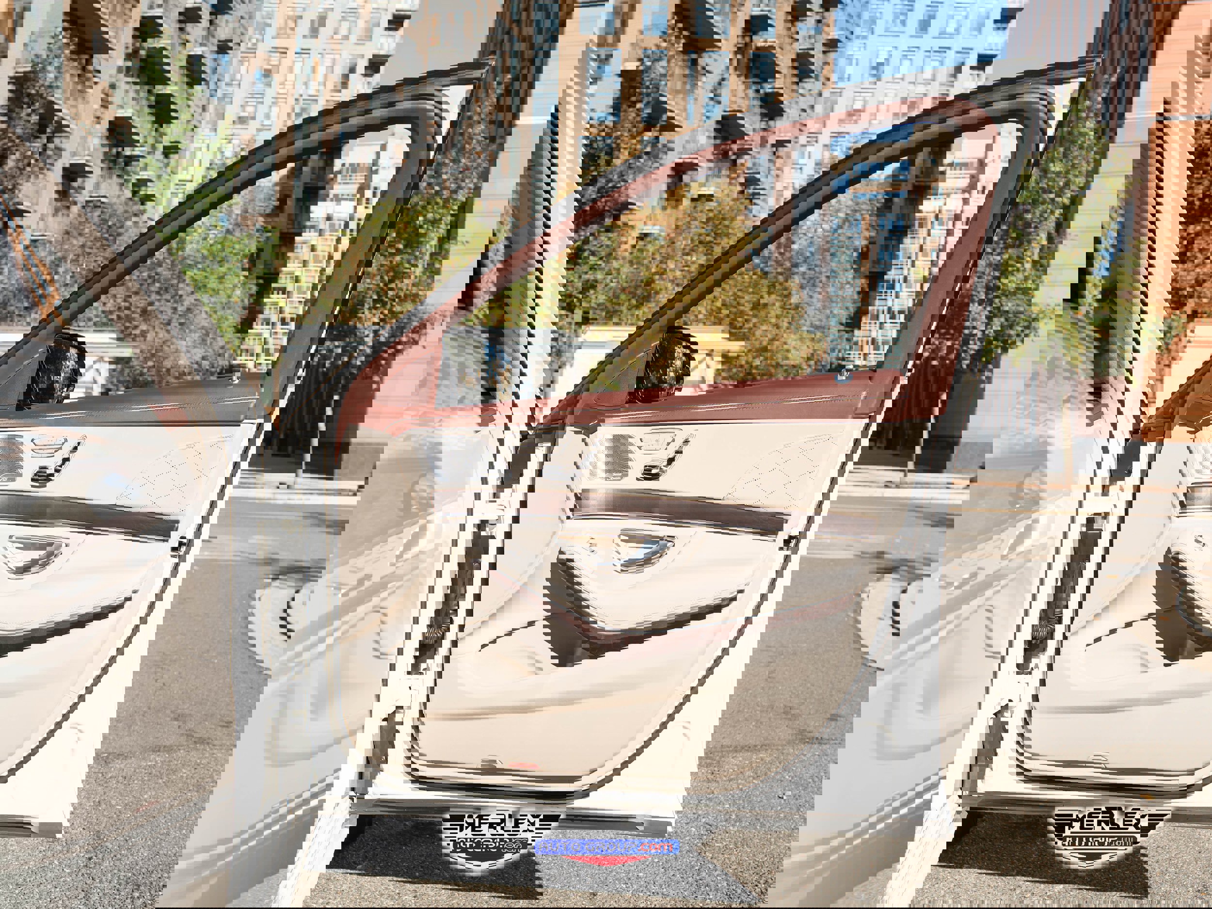 Used 2018 Mercedes-Benz S 560 4MATIC Sedan w/ AMG Line Exterior image 46