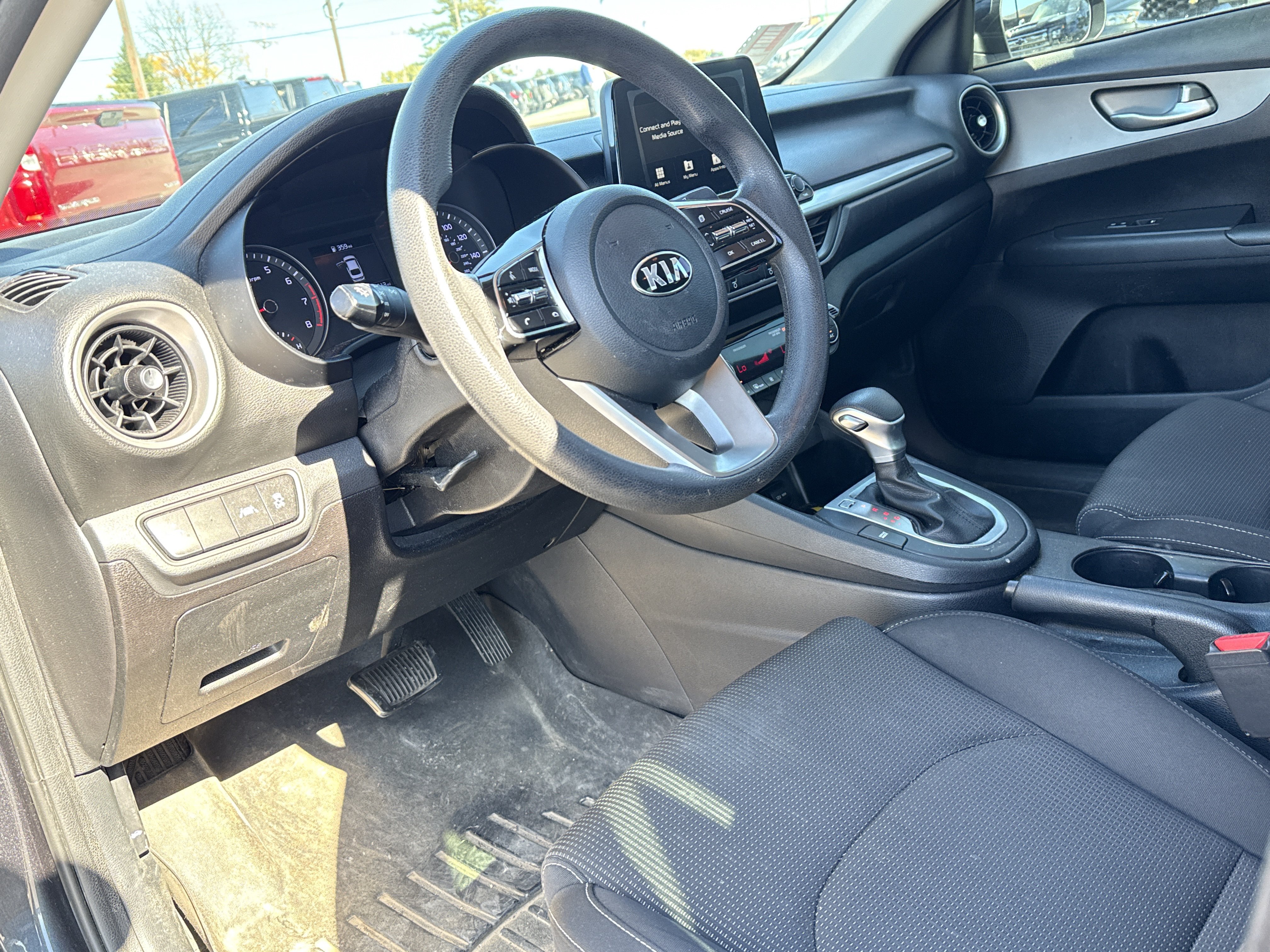 Used 2019 Kia Forte LXS FWD image 14