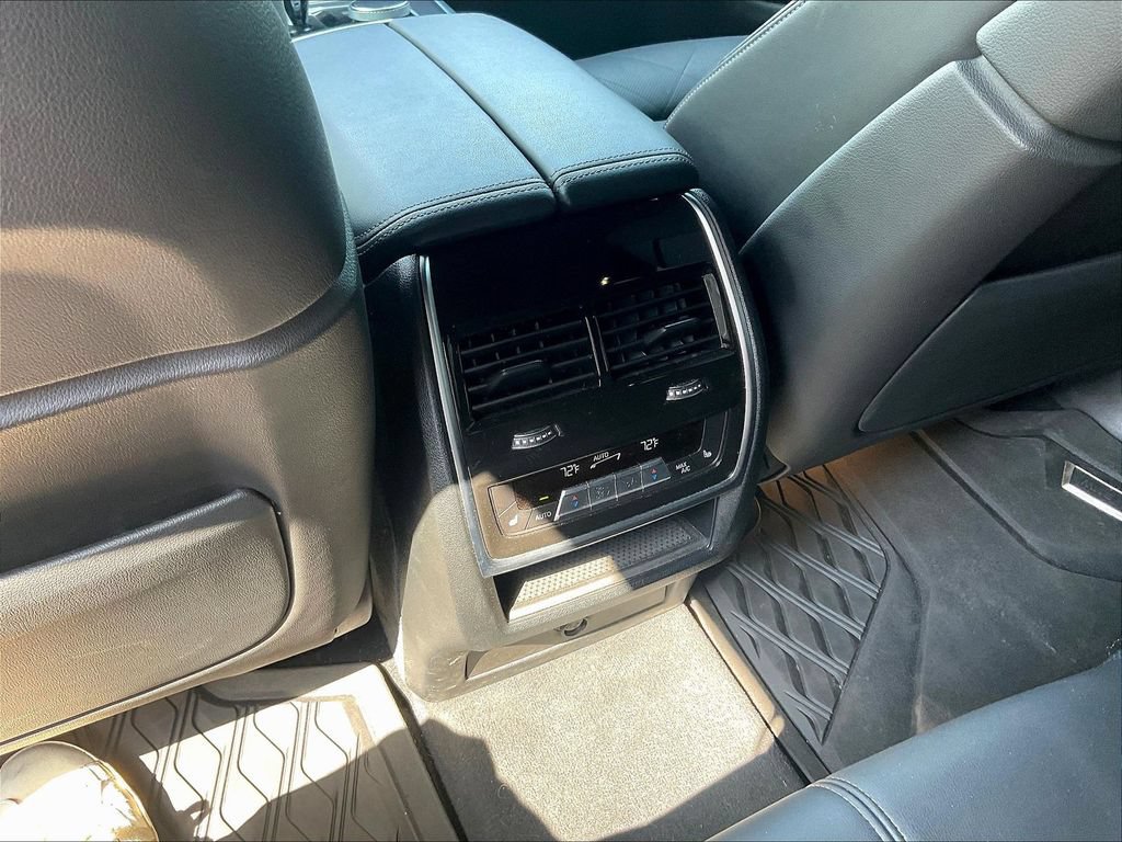 Used 2023 BMW X5 M50i w/ Climate Comfort Package AWD/4WD image 10