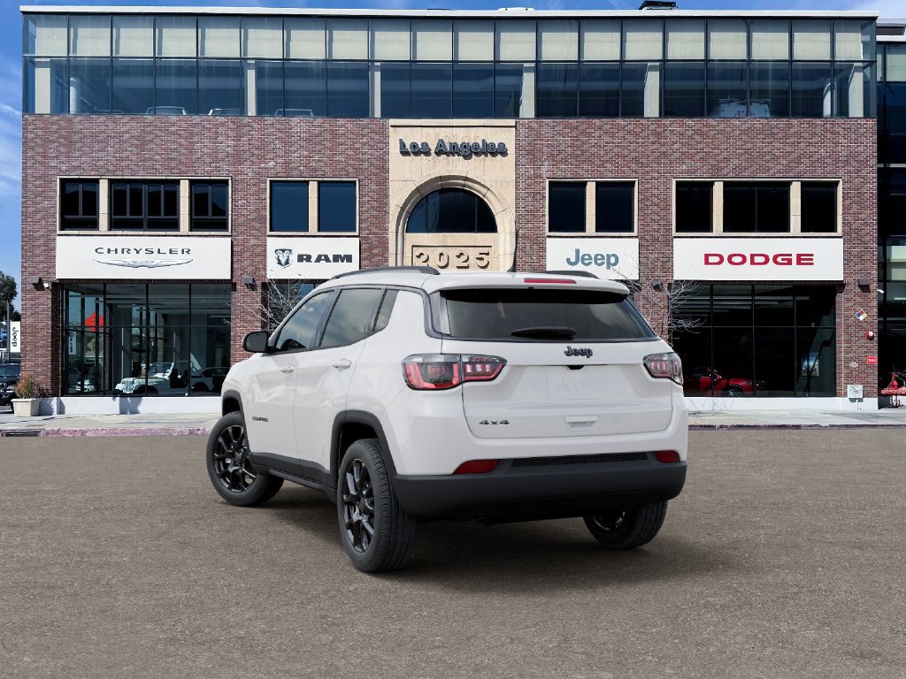 New 2026 Jeep Compass Latitude AWD/4WD image 3