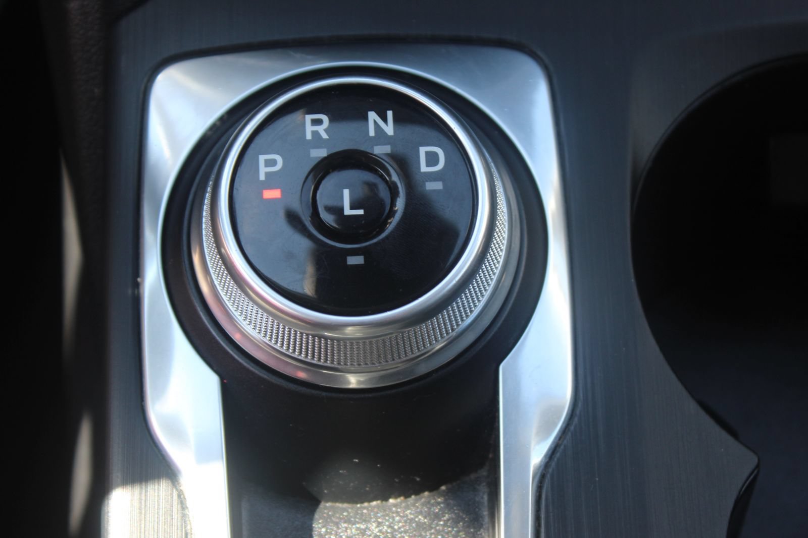 Used 2022 Ford Escape SE FWD image 33
