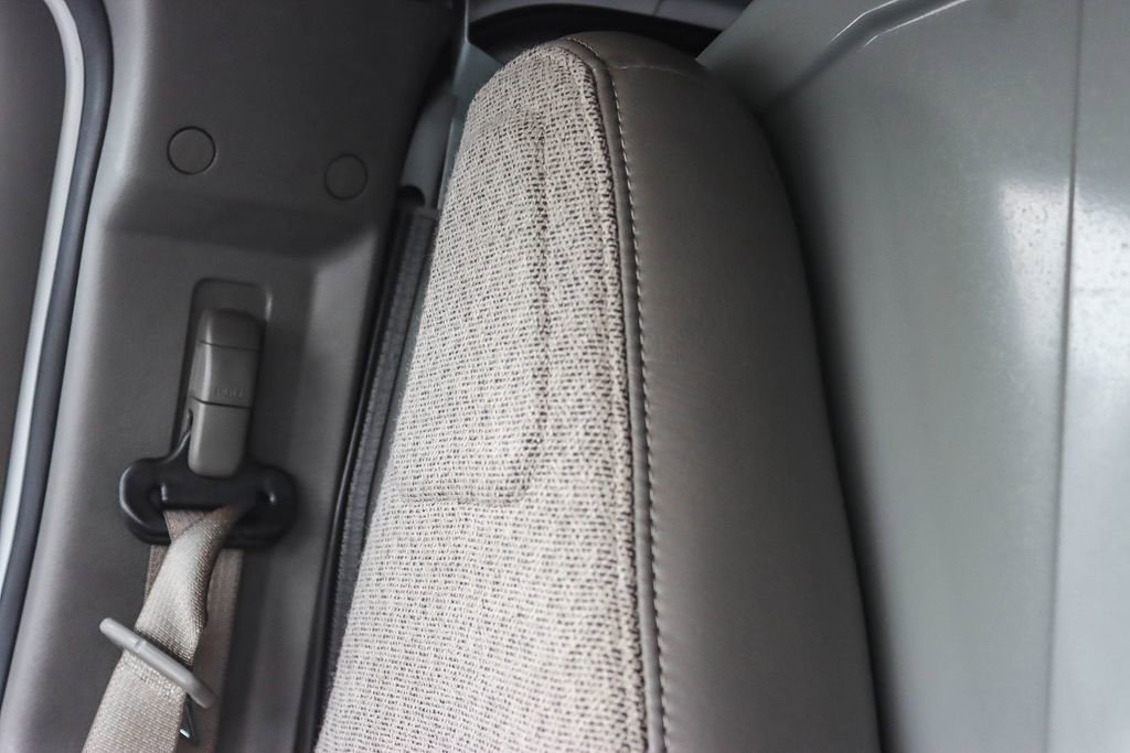 Used 2022 Chevrolet Express 3500 Work Van w/ Driver Convenience Package image 52